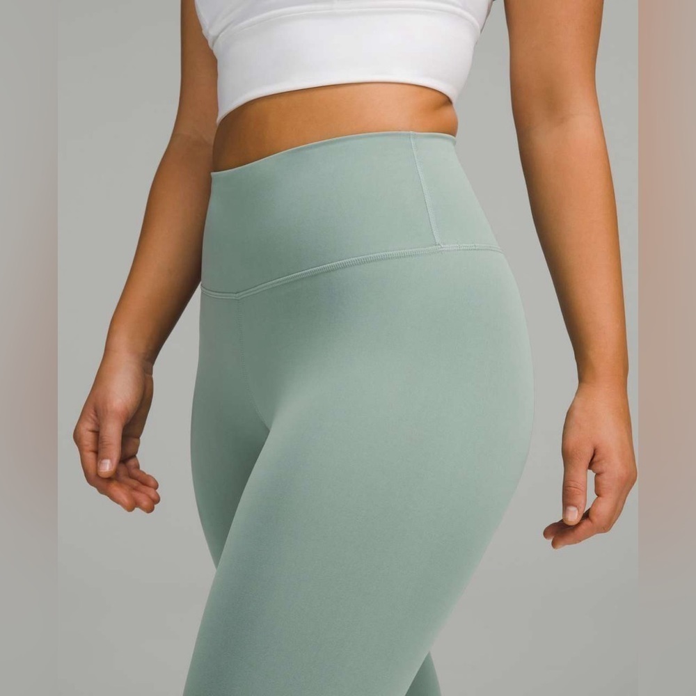 Lululemon Wunder Train Contour Fit High-Rise Crop 23" Misty Glade Size 6 - Picture 3 of 12